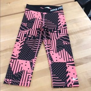 Nike W’s Pro Patchwork Capri